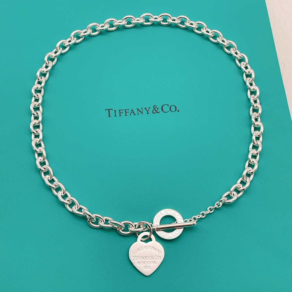 Tiffany & Co. Silver polished heart necklace